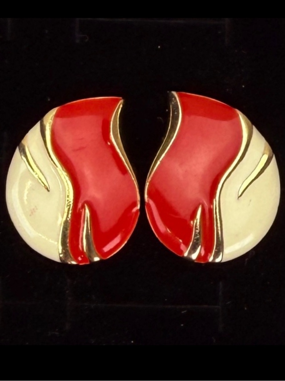 Vintage goldtone, cream and red enamel weighted pierced earrings